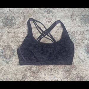 Victoria’s Secret Sports Bra Size Medium